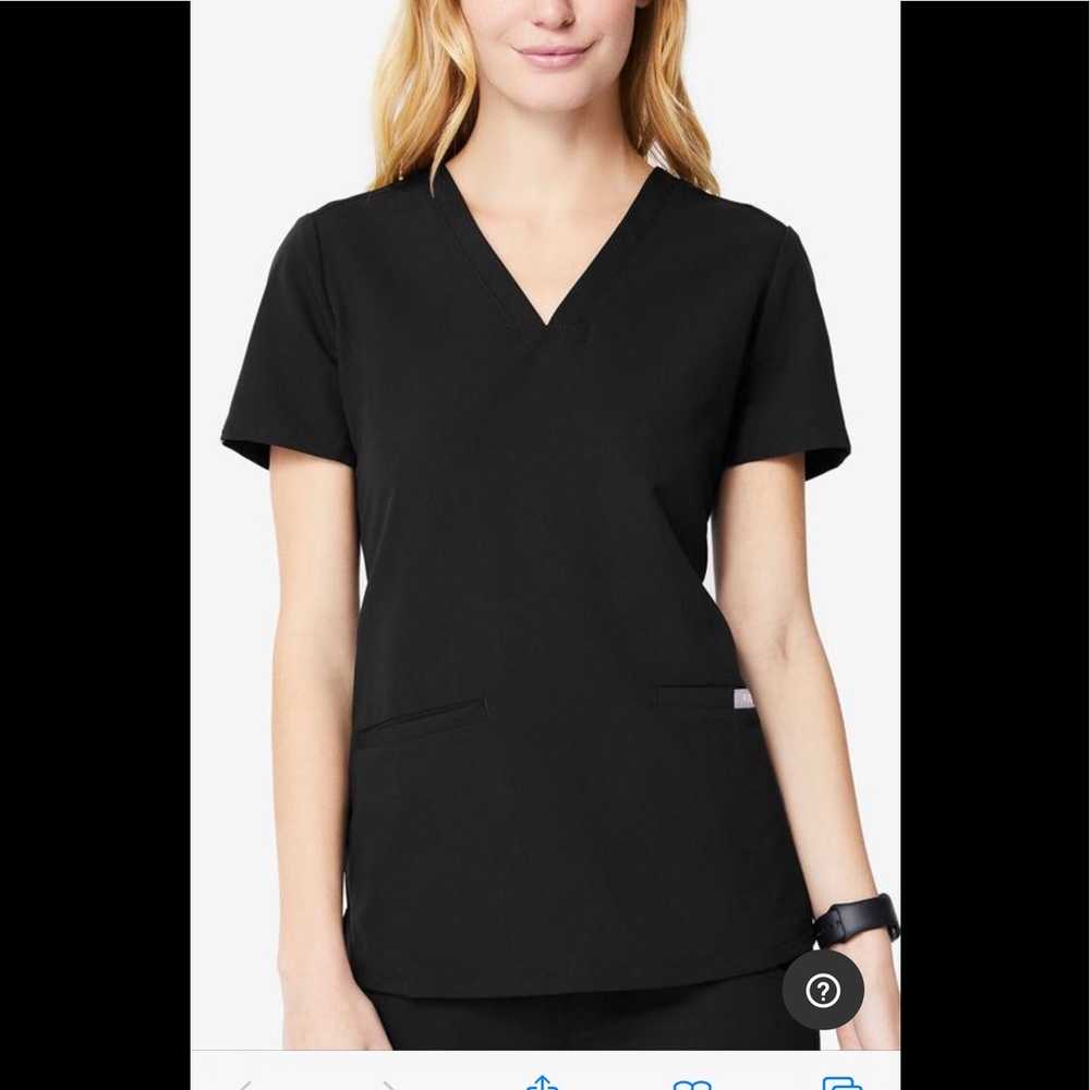Figs scrub top